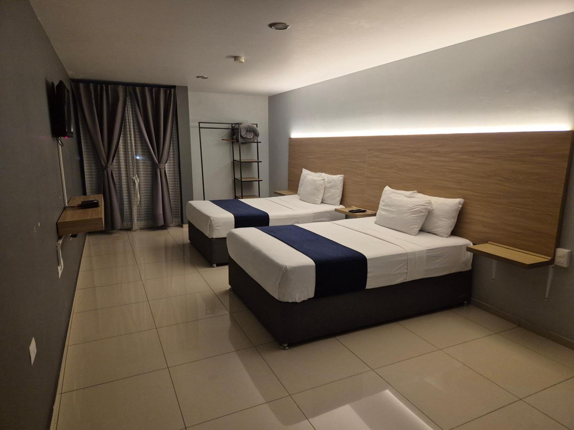 Hotel Casa Galeana Centro Con Estacionamiento Privado Aguascalientes Luaran gambar