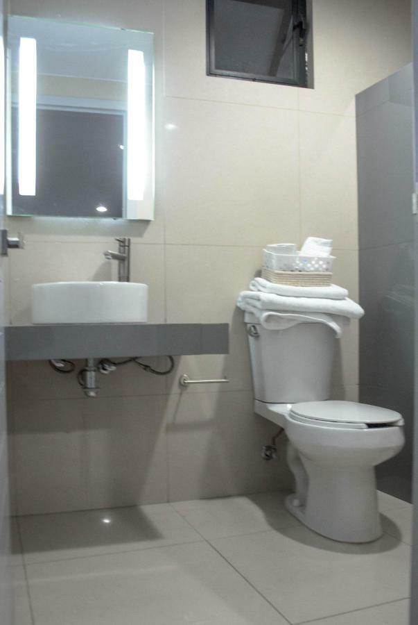 Hotel Casa Galeana Centro Con Estacionamiento Privado Aguascalientes Luaran gambar