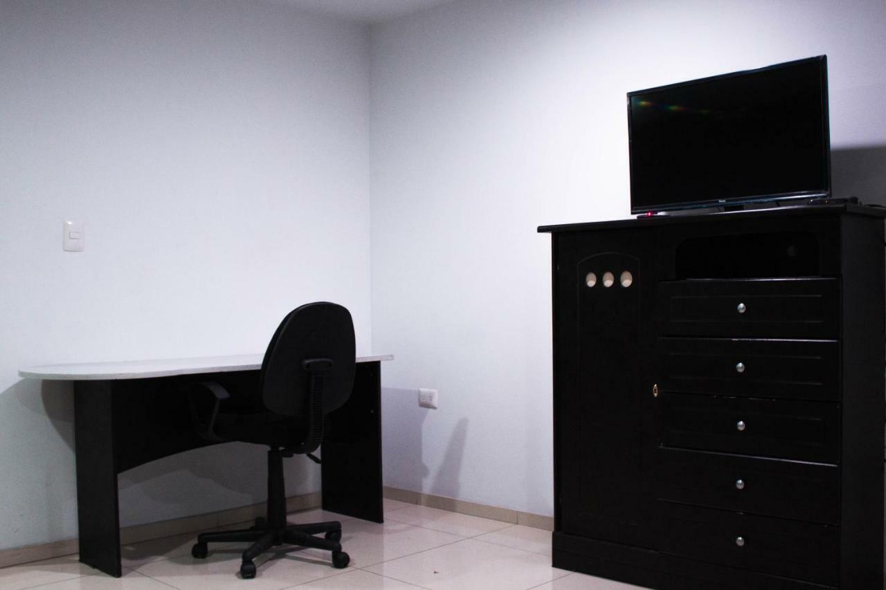 Hotel Casa Galeana Centro Con Estacionamiento Privado Aguascalientes Luaran gambar